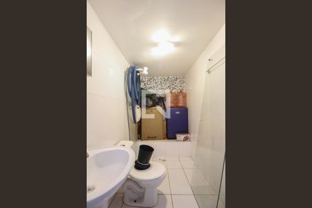 Casa à venda com 310m², 4 quartos e 4 vagas Casa à venda com 310m², 4 quartos e 4 vagasBanheiro - Garagem