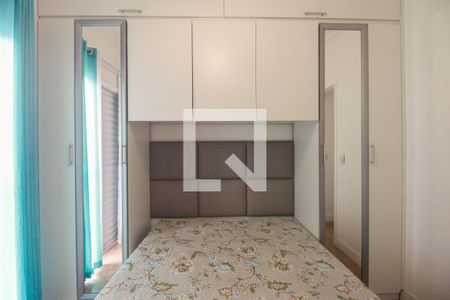 Casa à venda com 310m², 4 quartos e 4 vagas Casa à venda com 310m², 4 quartos e 4 vagasQuarto 1