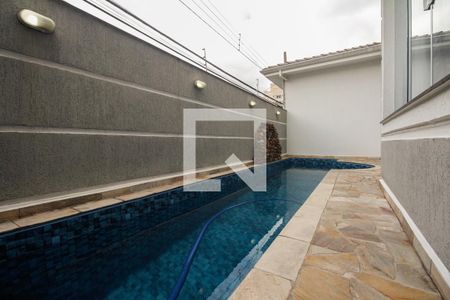 Casa à venda com 310m², 4 quartos e 4 vagas Casa à venda com 310m², 4 quartos e 4 vagasEspaço Gourmet - Piscina