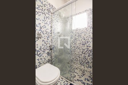 Casa à venda com 310m², 4 quartos e 4 vagas Casa à venda com 310m², 4 quartos e 4 vagasBanheiro Suíte 1