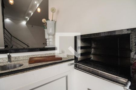 Casa à venda com 310m², 4 quartos e 4 vagas Casa à venda com 310m², 4 quartos e 4 vagasSala - Espaço Gourmet