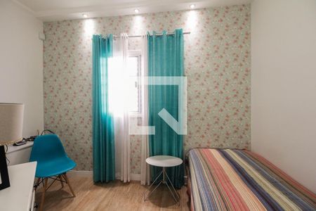 Casa à venda com 310m², 4 quartos e 4 vagas Casa à venda com 310m², 4 quartos e 4 vagasQuarto 2