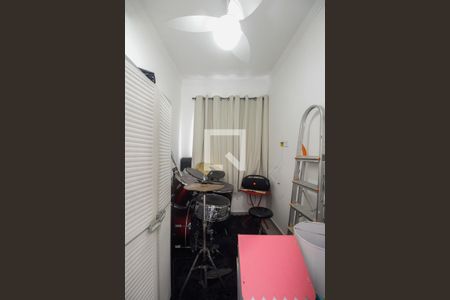 Casa à venda com 310m², 4 quartos e 4 vagas Casa à venda com 310m², 4 quartos e 4 vagasÁrea de Serviço - Despensa