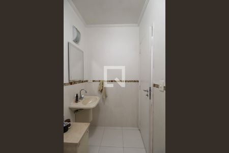 Casa à venda com 130m², 4 quartos e 3 vagasBanheiro 