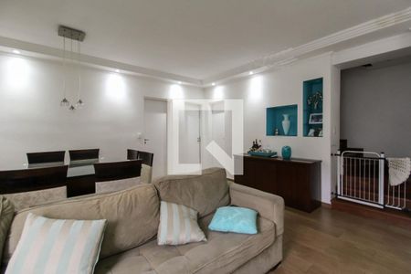 Sala de casa à venda com 4 quartos, 130m² em Vila Prudente, São Paulo