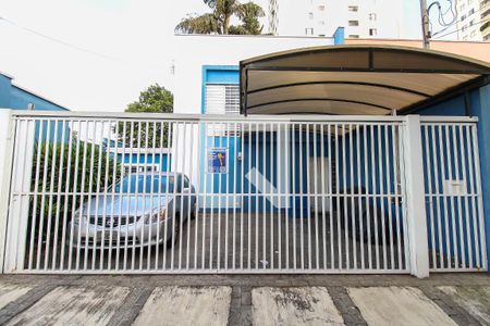 Casa à venda com 130m², 4 quartos e 3 vagasFachada 