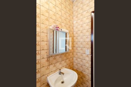 Banheiro Social de casa para alugar com 2 quartos, 140m² em Vila Guarani (zona Sul), São Paulo