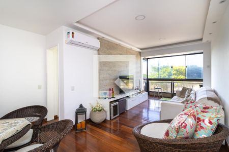 Sala de apartamento à venda com 1 quarto, 65m² em Barra da Tijuca, Rio de Janeiro