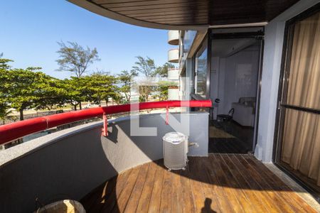 Apartamento à venda com 65m², 1 quarto e 1 vaga Apartamento à venda com 65m², 1 quarto e 1 vagaQuarto Varanda