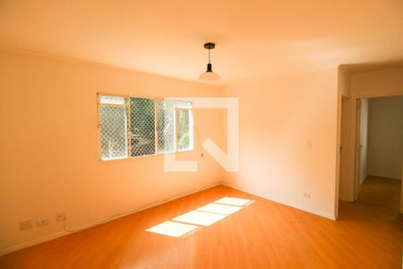 Apartamento para alugar com 2 quartos, 50m² em Vila Carmosina, São Paulo