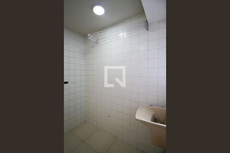 Lavanderia de apartamento para alugar com 2 quartos, 50m² em Vila Carmosina, São Paulo