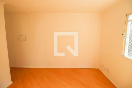 Sala de apartamento para alugar com 2 quartos, 50m² em Vila Carmosina, São Paulo
