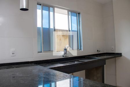 Cozinha de apartamento para alugar com 2 quartos, 45m² em Piedade, Rio de Janeiro