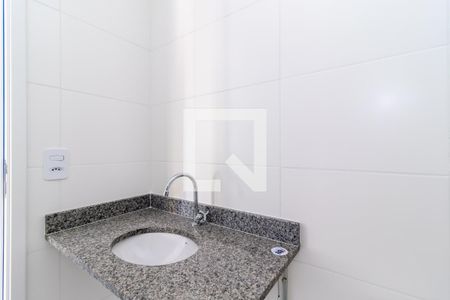 Apartamento à venda com 34m², 2 quartos e sem vaga Apartamento à venda com 34m², 2 quartos e sem vagaBanheiro