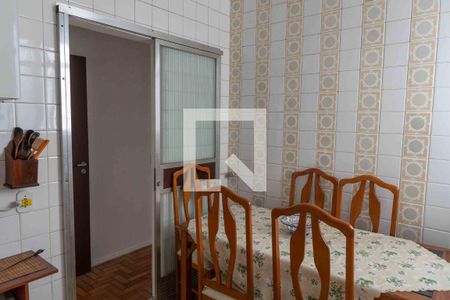 Apartamento à venda com 120m², 3 quartos e 1 vaga Apartamento à venda com 120m², 3 quartos e 1 vagaCozinha