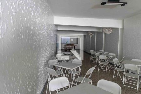 Apartamento à venda com 120m², 3 quartos e 1 vaga Apartamento à venda com 120m², 3 quartos e 1 vagaÁrea comum - Salão de festas