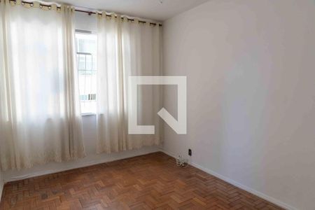 Apartamento à venda com 120m², 3 quartos e 1 vaga Apartamento à venda com 120m², 3 quartos e 1 vagaSala