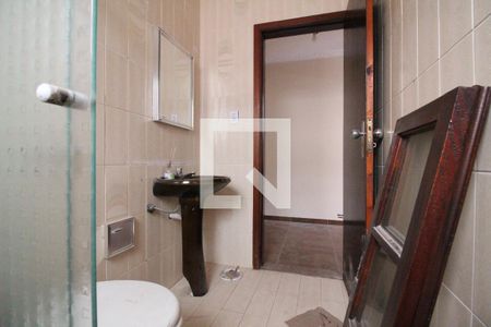 Casa à venda com 170m², 3 quartos e 1 vagaBanheiro