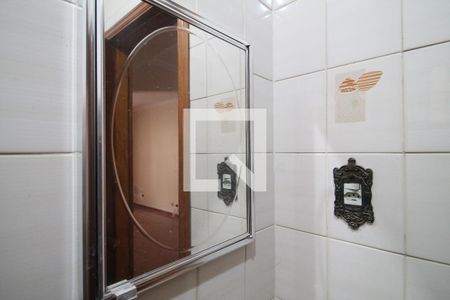 Casa à venda com 170m², 3 quartos e 1 vagaBanheiro 2