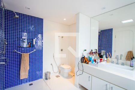 Apartamento à venda com 146m², 4 quartos e 2 vagasBanheiro do quarto 1