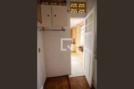 Apartamento à venda com 90m², 2 quartos e sem vagaQuarto de Serviço