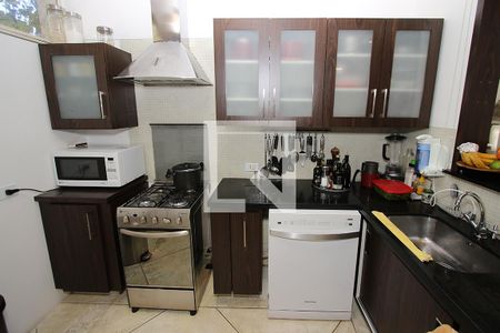 Casa à venda com 400m², 1 quarto e 8 vagas Casa à venda com 400m², 1 quarto e 8 vagasCozinha