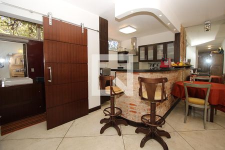 Casa à venda com 400m², 1 quarto e 8 vagas Casa à venda com 400m², 1 quarto e 8 vagasCozinha