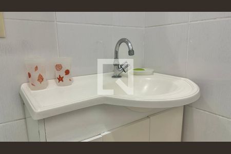 Apartamento para alugar com 70m², 2 quartos e 2 vagasBanheiro