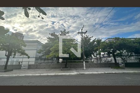 Apartamento para alugar com 70m², 2 quartos e 2 vagasFachada