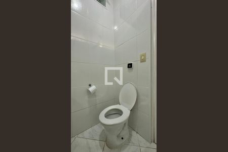 Apartamento para alugar com 70m², 2 quartos e 2 vagasBanheiro