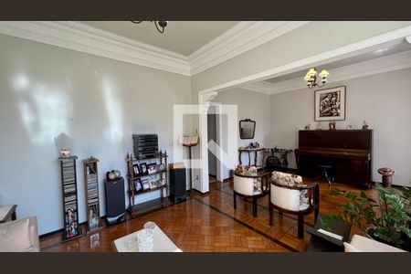 Sala de casa à venda com 5 quartos, 299m² em Santa Tereza, Belo Horizonte