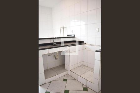 Casa para alugar com 282m², 4 quartos e 2 vagasCozinha 1