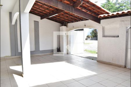 Casa para alugar com 282m², 4 quartos e 2 vagasGaragem