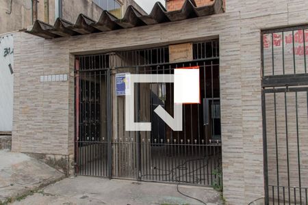 Casa de condomínio para alugar com 33m², 1 quarto e sem vaga Casa de condomínio para alugar com 33m², 1 quarto e sem vagaFachada