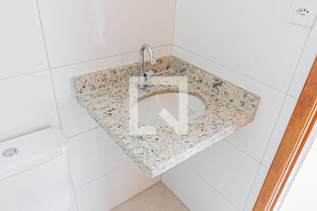 Apartamento para alugar com 46m², 2 quartos e sem vagaBanheiro