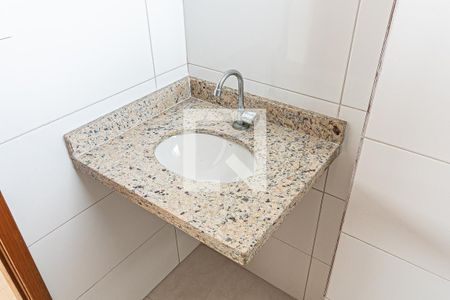 Apartamento para alugar com 46m², 2 quartos e 1 vaga Apartamento para alugar com 46m², 2 quartos e 1 vagaBanheiro