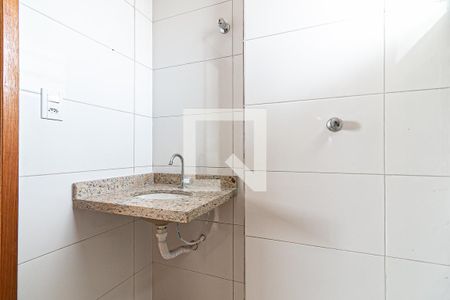 Apartamento para alugar com 46m², 2 quartos e 1 vaga Apartamento para alugar com 46m², 2 quartos e 1 vagaBanheiro