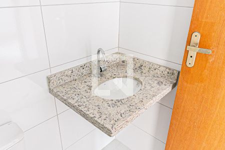 Apartamento para alugar com 46m², 2 quartos e sem vaga Apartamento para alugar com 46m², 2 quartos e sem vagaBanheiro