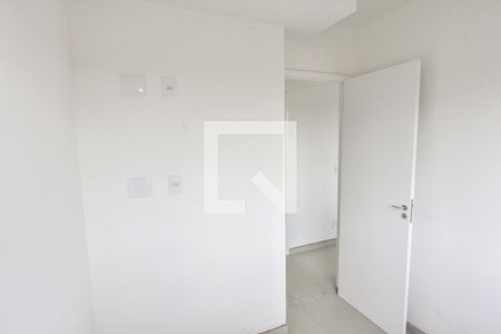 Quarto 1 de apartamento para alugar com 2 quartos, 37m² em Cidade Satélite Santa Bárbara, São Paulo
