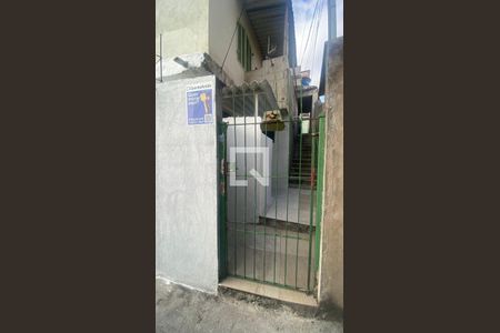 Casa de condomínio para alugar com 24m², 1 quarto e sem vaga Casa de condomínio para alugar com 24m², 1 quarto e sem vagaFachada