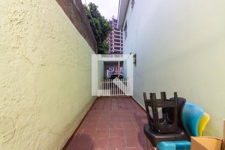 Casa à venda com 128m², 3 quartos e 4 vagas Casa à venda com 128m², 3 quartos e 4 vagasQuintal