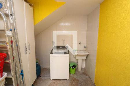 Casa à venda com 172m², 3 quartos e 2 vagasLavanderia