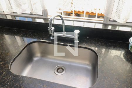 Casa à venda com 172m², 3 quartos e 2 vagasCozinha