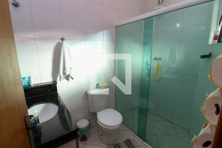 Casa à venda com 172m², 3 quartos e 2 vagasBanheiro da Suíte