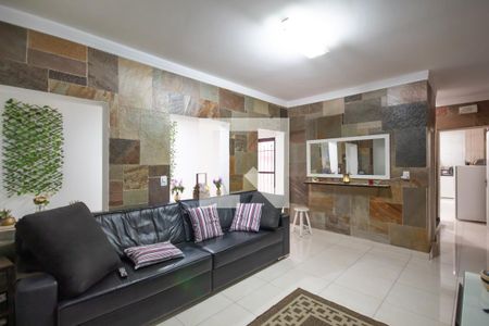 Sala de casa à venda com 3 quartos, 125m² em Cipava, Osasco