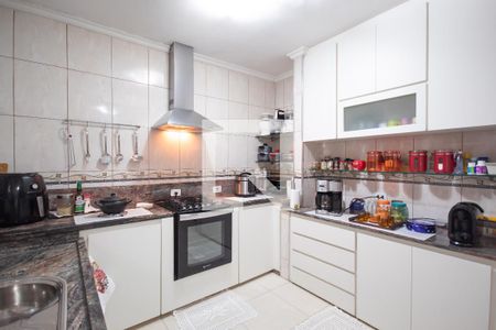 Casa à venda com 125m², 3 quartos e 2 vagasCozinha