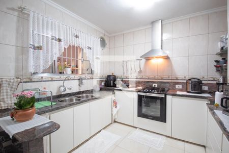 Casa à venda com 125m², 3 quartos e 2 vagasCozinha