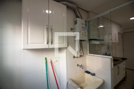 Apartamento para alugar com 123m², 2 quartos e 1 vaga Apartamento para alugar com 123m², 2 quartos e 1 vagaCozinha e Área de Serviço