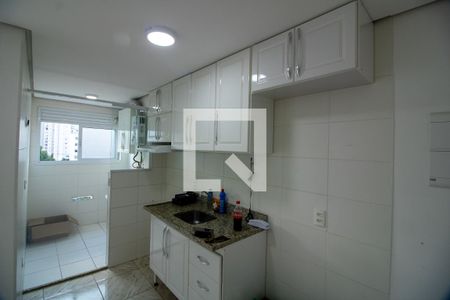 Apartamento para alugar com 123m², 2 quartos e 1 vaga Apartamento para alugar com 123m², 2 quartos e 1 vagaCozinha e Área de Serviço