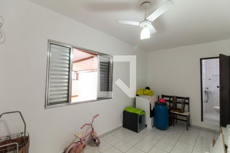 Casa à venda com 360m², 4 quartos e 1 vagaSuíte 1